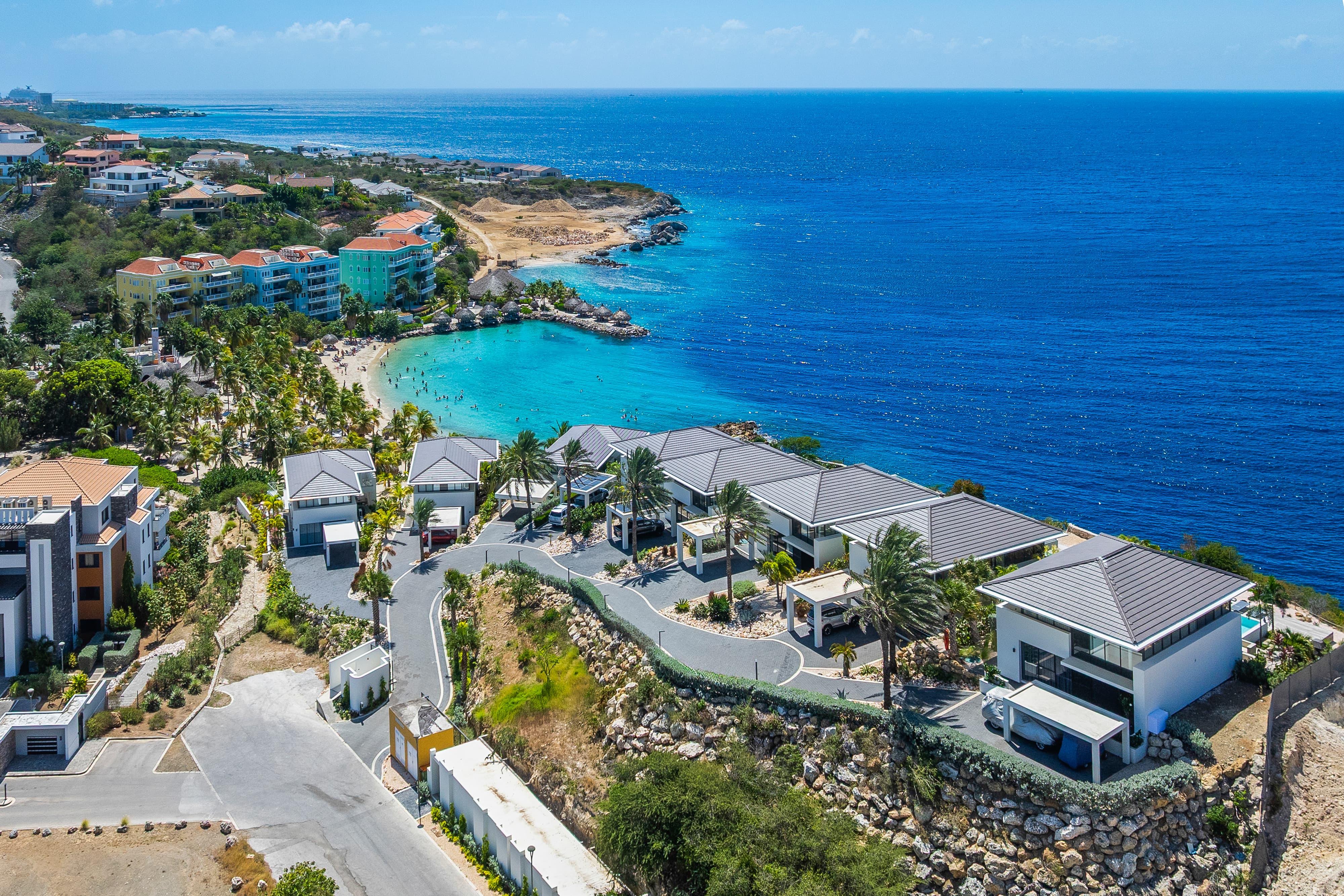 Holland House - Blue Bay - on a cliff with a phenomenal sea view
